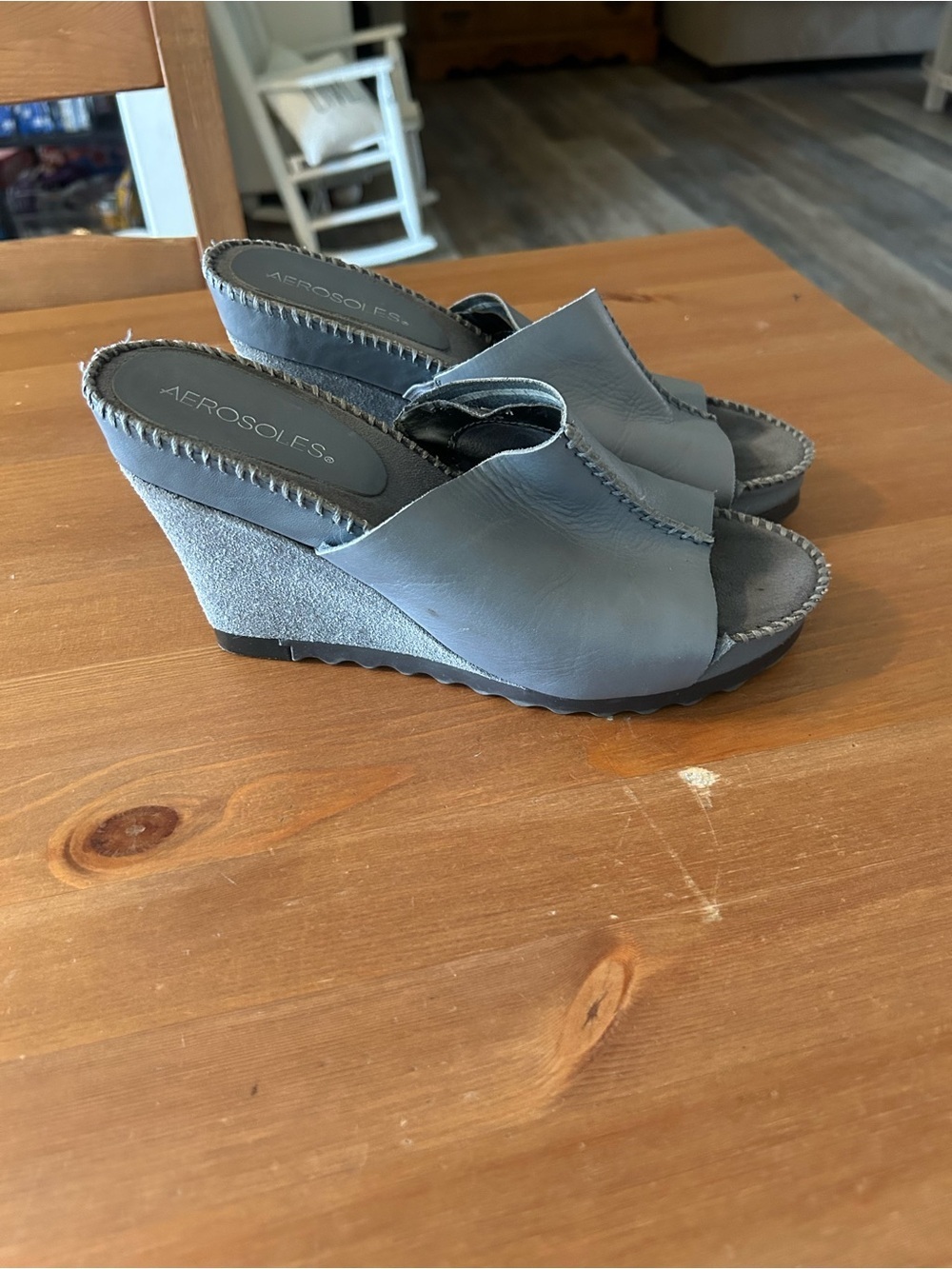 Aerosoles Birthstone 7 1/2 Leather Upper Grey Wedge Slide Sandals